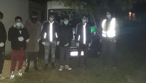 Prešli cez šesť krajín pešo a na rôznych vozidlách. Mladých Afgancov chytila slovenská polícia