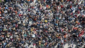 Pred 20 rokmi nás bolo o zhruba 1,7 miliardy menej. Trúfnete si povedať, koľko ľudí žije v súčasnosti na Zemi?