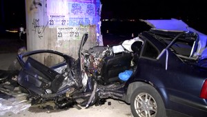 Rovnaký pilier, rovnaký vek. Ďalší mladý muž v plnej rýchlosti narazil do diaľničného stĺpu pri Trenčíne