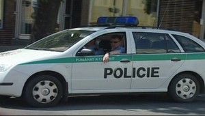 Vodič zrazil dvoch cyklistov a zrútil sa z nadjazdu - 3 mŕtvi!