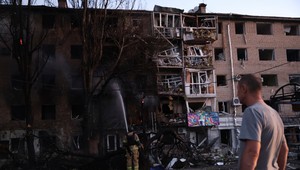 1286. deň na Ukrajine: Ruská bomba zabila manželský pár, Kyjev čelil masívnym dronovým útokom