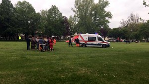 Vo Veľkom Mederi zrazil kamión tínedžera