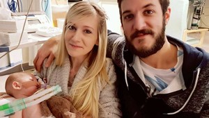 Charlie zomrie v hospici. Tak nariadil britský súd