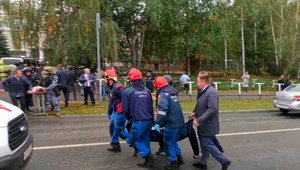 Násilie v Rusku naberá na intenzite: Pri streľbe v škole hlásia viacero obetí