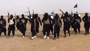 Turecko začalo s deportáciou zajatých bojovníkov IS. Posiela ich späť do EÚ