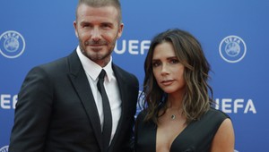 Tehotná?! Victoria Beckham zachraňuje manželstvo