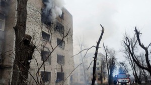 1060. deň na Ukrajine: Pri ruskom útoku v centre Kyjeva zahynuli traja ľudia