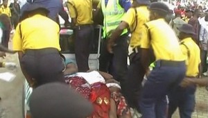 Pomoc pre chudobných skončila tragédiou. Ušliapaných bolo najmenej 23 ľudí