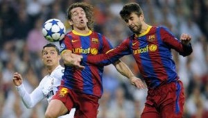 Puyol a Piqué späť v zostave Barcelony