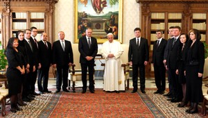 Kiska navštívil Vatikán, prijal ho pápež František