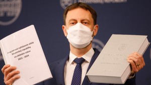 Vláda bojuje o svoju dôveru v parlamente. Programové vyhlásenie nepodporia viacerí poslanci