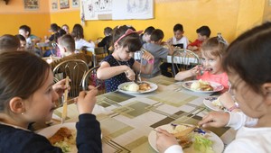 Dotácie na stravu pomohli, no kuchyňa nestačí. V Spišskej Belej budú starší žiaci bez teplého obeda