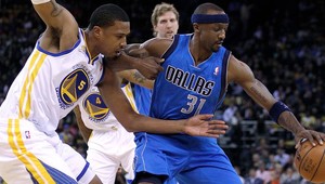 NBA: Chicagu pomohla lavička, Dallas vyhral s Golden State