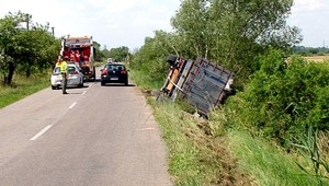 Za nehodu kamiónu môže alkohol, vodič bol opitý!