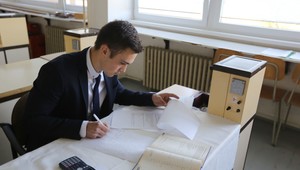 Povinná maturita z matematiky: Minister prezradil, ktorých žiakov sa to už bude týkať