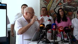 Lekári ostávajú na svojich postoch. Vo funkcii ostáva aj generálny riaditeľ NÚDCH