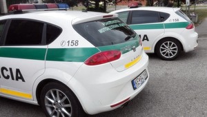 Dôchodkyňu prepadli v dome, útočník jej vrazil päsťou do tváre