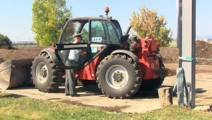 Tragédia v Trnave, traktorista zrazil kolegu (†51)