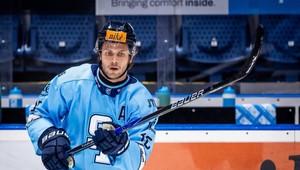 Slovan ruší všetky aktivity, Kukumberg bojuje o život