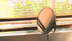 Nezvyčajná príčina požiaru: Pozor na kozmetické zrkadlo