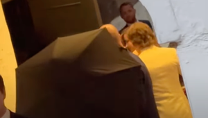 Hviezdny Cruise na rande s krásnou herečkou! Tvoria vraj pár už dlhšie!