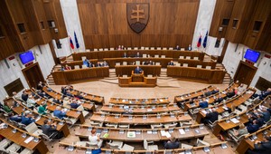 Historicky najdlhšie hlasovanie v NR SR už trvá cez 5 hodín: Matovičove bločky poslanci SaS zablokovali