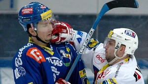 Juraja Štefanku šikanujú rozhodcovia vo finále českej extraligy