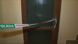 Pád matky s dieťaťom z deviateho poschodia