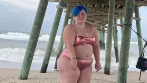 Milovníčku bikín neodradili ani hejteri: Vraj vyzerám ako veľryba a mala by som sa zahaľovať