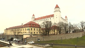 Traja najvyšší ústavní činitelia pri spoločnom obede hľadali riešenie politickej krízy. Nenašli ho