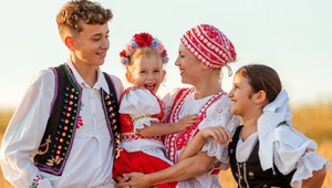 Kandráčovci na nádherných snímkach v krojoch: Folklór a tradície majú skrátka v krvi!