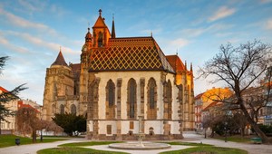 V nedeľu sa v Košiciach beží Medzinárodný maratón mieru, pripravte sa na obmedzenia