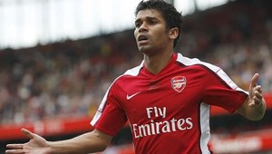 Eduardovi hrozí za "filmovanie" proti Celticu dvojzápaosvý dištanc