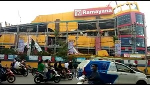 Hrdina zemetrasenia v Indonézii. Odbavil lietadlo a zomrel