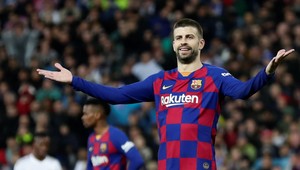 Nepoučiteľný Pique! Milovník rýchlej jazdy opäť virálom