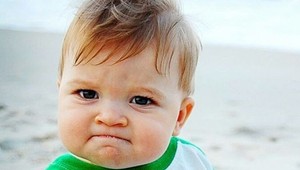 Kým on bavil internet, jeho blízky bojoval o život. Chlapec zo slávnej fotky urobil pre svojho otca niečo úžasné