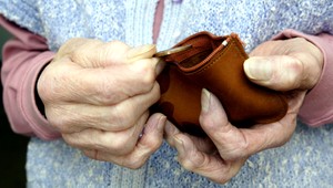 Každý šiesty Slovák je ohrozený chudobou. Štatistiky napriek tomu ukazujú výrazné zlepšenie