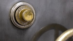 Bývalý vojak kradol trezory, aby splatil dlhy