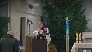 Šokujúci dokument: Katolícki kňazi zneužívali deti, biskupi ich až doteraz kryli