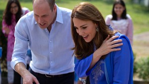 Je TOTO už definitívny dôkaz štvrtého tehotenstva Kate? Manévre okolo ich sídla sú podozrivé!