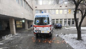 Sanitka v Trnave zrazila chodkyňu. Polícia hľadá svedkov nehody