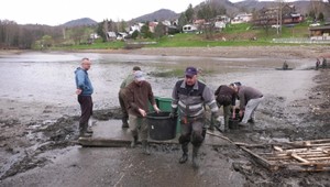 Novobanský Tajch čaká rekonštrukcia. Chcú predísť vyliatiu vody z nádrže