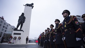 Výročie vzniku ČSR: Kiska s Dankom položili vence pred Štefánika