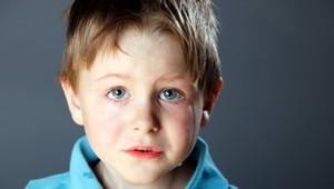 Tajná služba čelí obvineniu, že kryla sexuálne zneužívanie detí