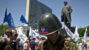 Separatisti so samopalmi, obyvatelia Donecka majú strach