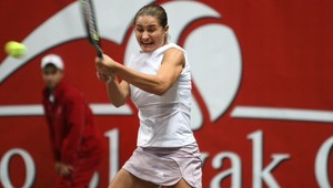 Vo finále Krajiceková s Pavľučenkovovou