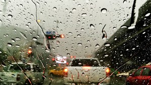 Meteorológovia vydali výstrahy. Varujú pred búrkami v týchto okresoch