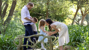 Meghan oslávila Valentína prekvapivou fotkou! Výnimočne ukázala dcérku Lilibet!