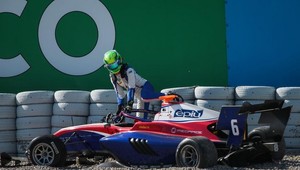 Kuriozita: Vo Formule 3 sa zrazil Schumacher s Fittipaldim