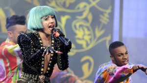 Po Bieberovi (19) sa na koncerte povracala aj Lady Gaga (26)